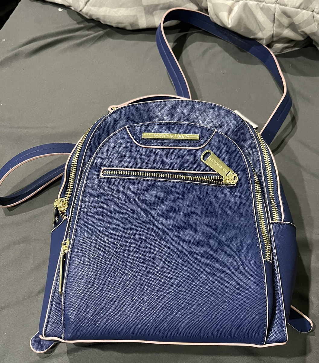 STEVE MADDEN BLUE LEATHER BACKPACK Blue and navy Steve Madden backpack #backpacklove | Depop main image 4