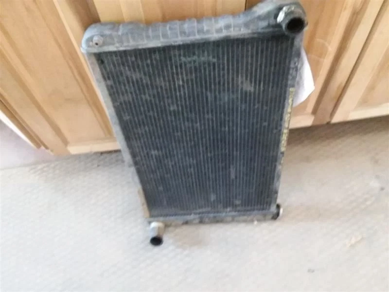 散热器 8-305 1-5/8 英寸厚 适合 87-88 CAPRICE 477896 — 第 2/2 张图片