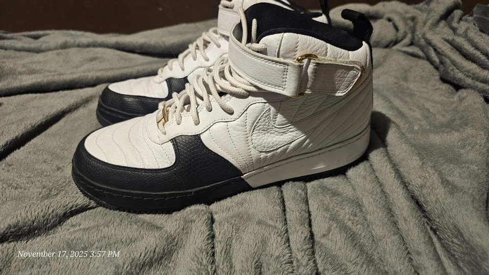 Talla 10.5 - Jordan Force Fusion 12 Taxi Foto 4 de 4