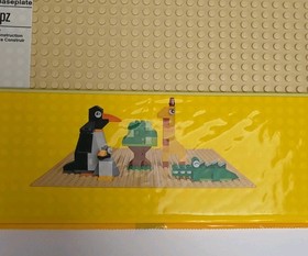 LEGO Classic Sand Baseplate 32x32 Studs (10699)