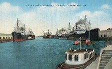 Vintage Alabama State Docks Mobile Piers A & B Linen Postcard boats ships flag
