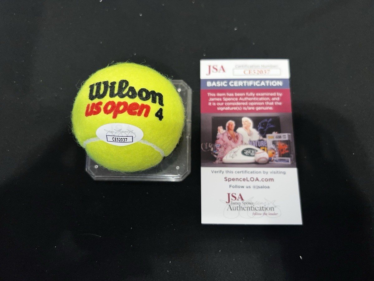 Balle De Tennis Wilson Dédicacée Et Signée Par Aryna Sabalenka - US Open - Objet Original