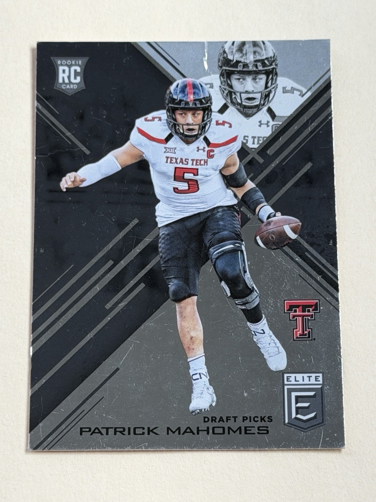 2017 Panini Elite Draft Picks - Patrick Mahomes II Rookie #145 (RC) See Images