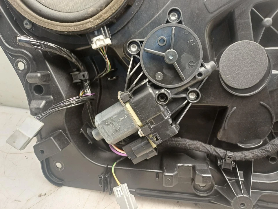 FORD FIESTA Window Regulator And Motor Left Near Side Front 2009 - Image 3 of 4