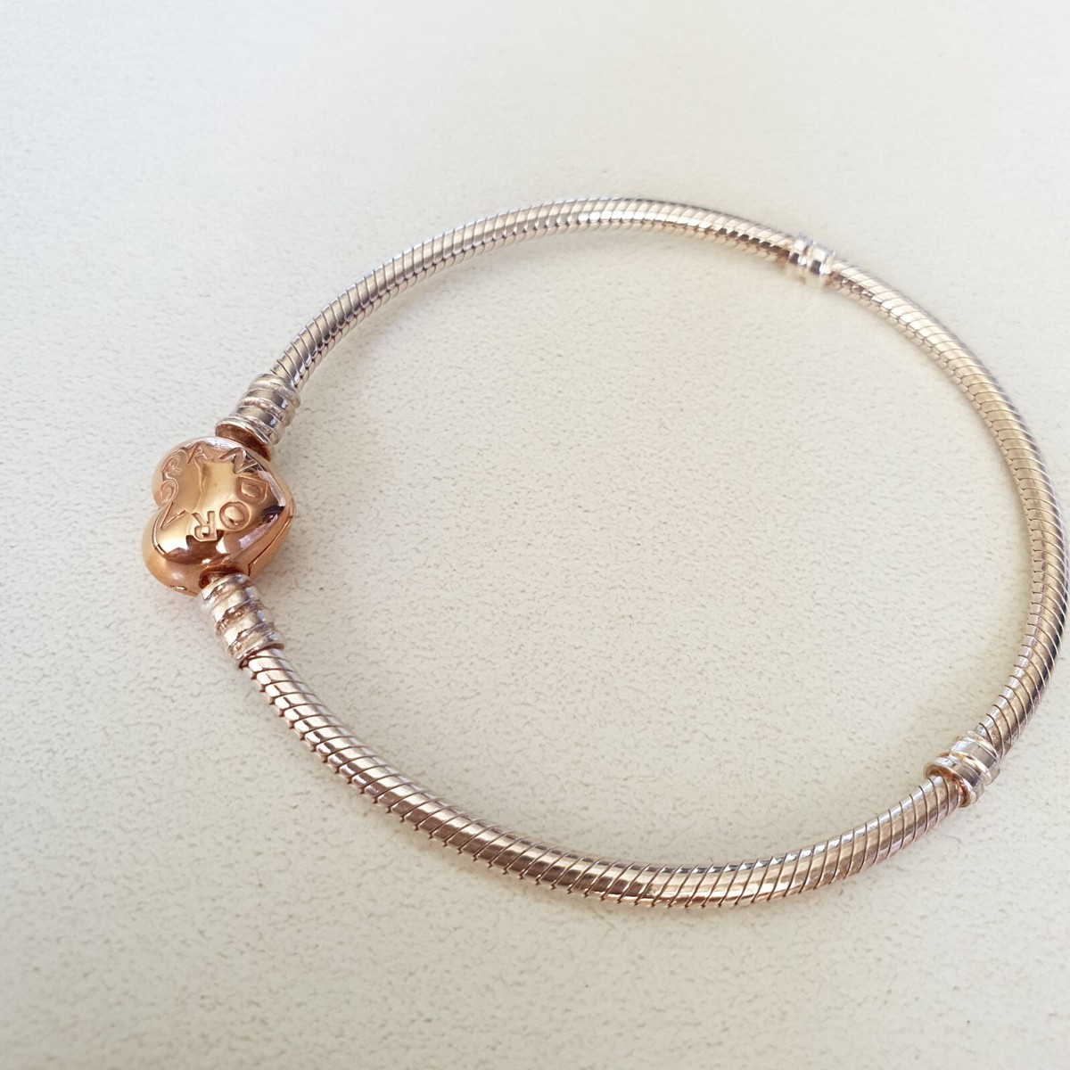 NEW Genuine PANDORA Moments Silver Bracelet Rose Heart Clasp