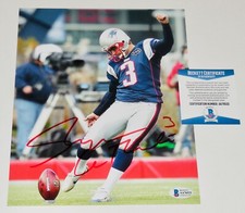 STEPHEN GOSTKOWSKI AUTOGRAPHED 8X10 COLOR PHOTO (PATRIOTS) - BECKETT COA!