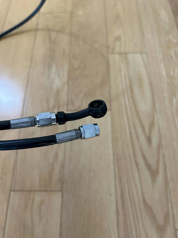 Manguera de embrague Harley Davidson Street Glide Foto 2 de 4