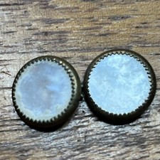 Single cuff button cufflink mother pearl with a gold tone edge unbranded round