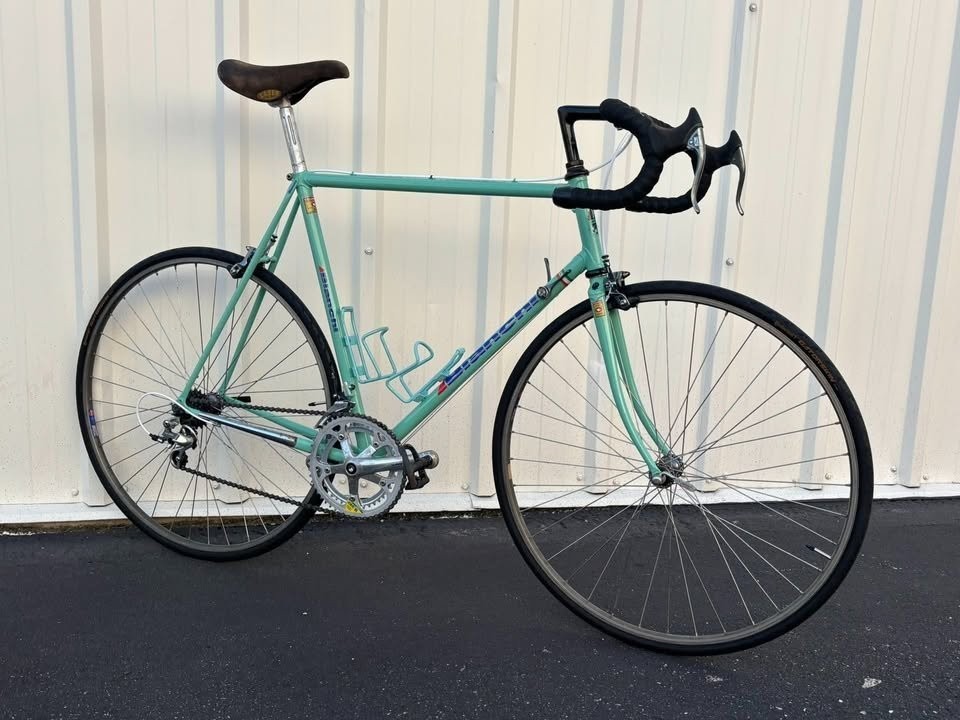 Vintage Bianchi Mondiale Columbus Road Bike (685.00 USD)
