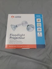 Outdoor Flood Light Fixture 2-Bulb White Adjustable Head Safety Security Lamp