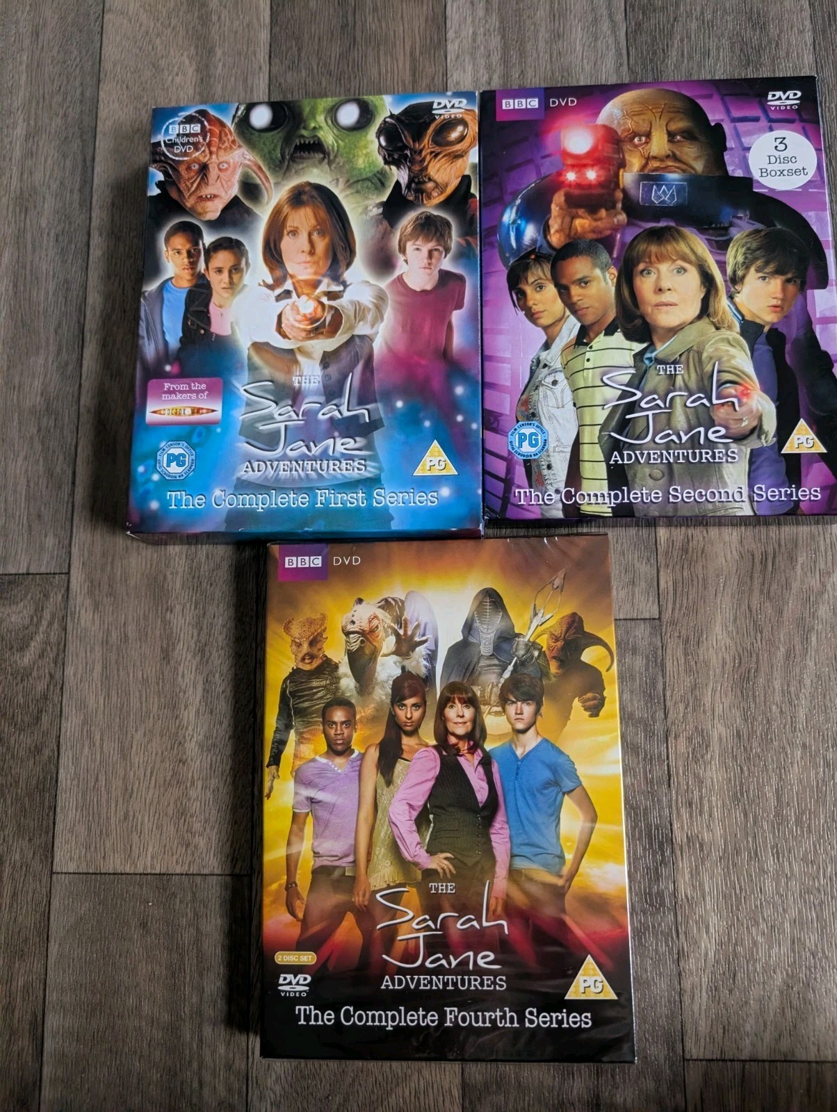 SARAH JANE ADVENTURES - Series 1, 2 and 4 DVD Boxsets (Series 4 New/Sealed)