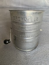 Vtg Bromwell’s Measuring Shifter 3 Cups Tin Flour Hand Crank Made In USA