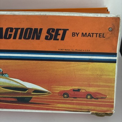 Vintage 1967 Mattel Hot Wheels Pop Up Speedway Race Action Set