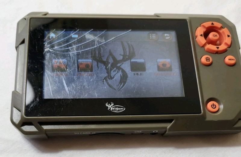 Wildgame Innovations VU60 Trail Pad Handheld Card Viewer - Brown
