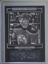 2015-16 Upper Deck Portfolio Black & White Art Auto Taylor Hall #287 Auto 2u9