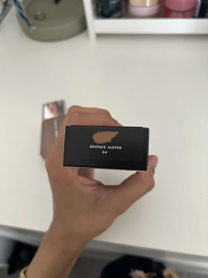 ✨ Fenty Beauty Waze Drops 36ml Shade #4 For Glowy Finish - Image 2 of 3