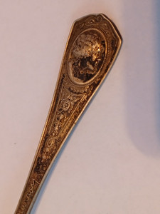 ANTIQUE MAE MURRAY SILENT MOVIE STAR SOUVENIR SPOON SILVER PLATE