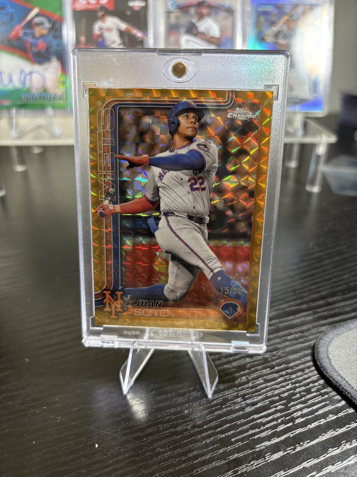2025 Topps Chrome - Juan Soto #200 Gold Geometric Refractor /50