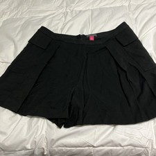Vince Camuto Women s Back Zip Side Pocket Shorts In Black Sz 6