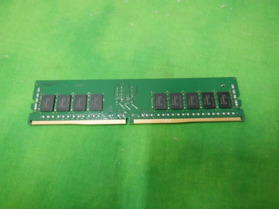 SK hynix 16GB 2RX8 PC4-2400T DDR4 ECC REG Server Memory - Image 3 of 3