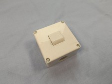 DDR Aufputz Lichtschalter weiss IP 66