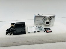 Nikon COOLPIX S3500 20.1MP Digital Camera 7x Silver With SD Card Battery Charger