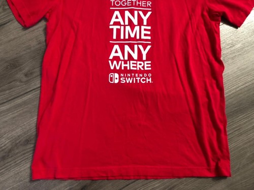 2018 Nintendo Switch Employee Exclusive T-Shirt Rot L Play Together Any Time - Bild 2 von 14