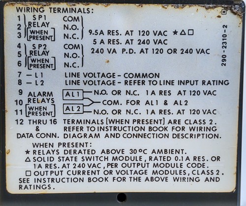 Dwyer 321 LOVE Temperature Controller - Picture 9 of 9