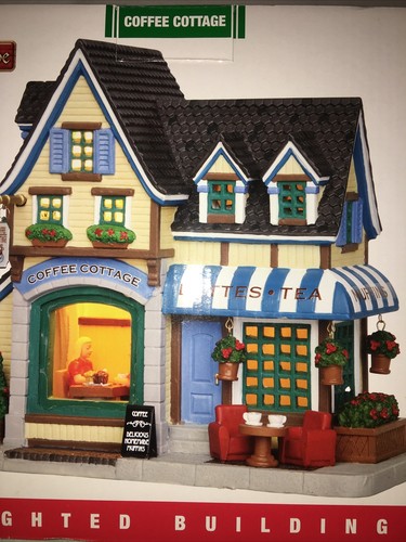2012 Coventry Cove Lemax Coffee cottage 25425 Lighted Building - Picture 3 of 3