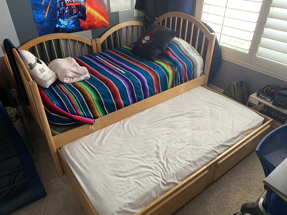 Solid Wood Twin Bunk Bed Frame with Trundle - Image 2 of 2