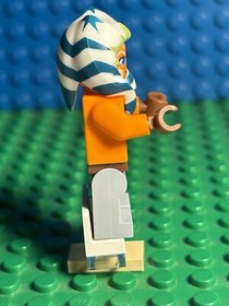 LEGO Star Wars Clone Wars 7675 Ahsoka Tano (Padawan) Tube Top Minifigure sh0192