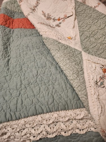 LENOX CHIRP BIRDS EMBROIDERED QUEEN QUILT - Picture 6 of 13