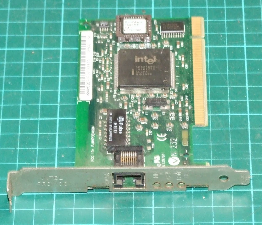 Intel Pro/100 network interface card NIC PCI - Image 2 of 2