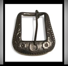 Vintage Buckle 7494