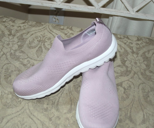 SKECHERS GO WALK TRAVEL WASHABLE SLIP ON SNEAKERS MAUVE 8 1/2 WIDE