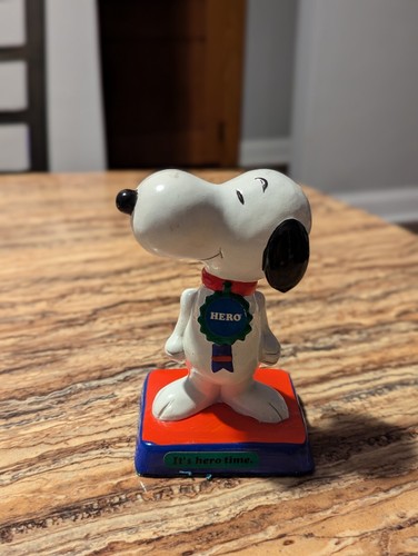 Vintage 1971 Snoopy It's Hero Time Peanuts United Feature Figur 5,25" Japan