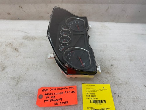 23 CHEVROLET SILVERAD 2500HD 3500HD SPEEDOMETER DASH GAUGE CLUSTER KM/H 84960244 - Picture 4 of 12