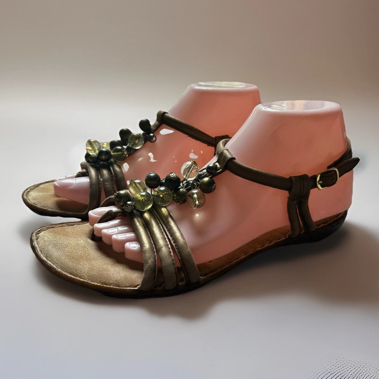 CLARKS Sandali donna Clark’s pieghevoli con perline e cinturino a T taglia 8 5