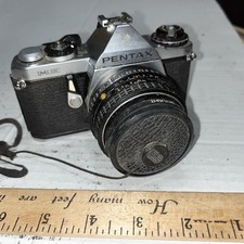 Asahi Pentax ME SLR 35mm Film Camera 1:1.7 50mm 4015535 Smc Pentax-M Lens