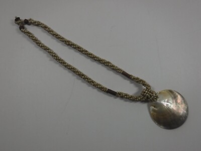 NECKLACE, neutral glass beads w large shell, length 14 in.