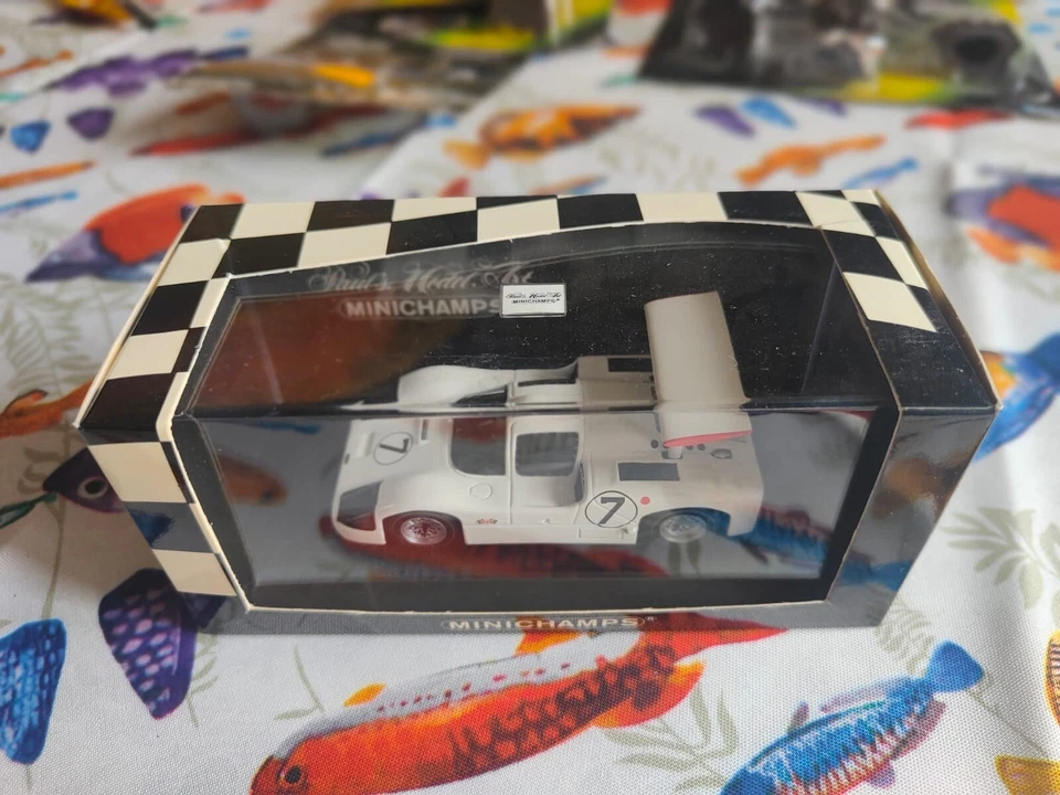 MINICHAMPS CHAPARRAL 2F 24 ORE LE MANS 1967 HILL/SPENCE 1:43 REF.430671407 - Immagine 2 di 4