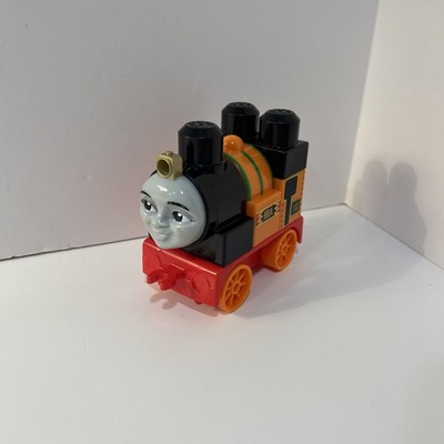 Rare NIA MEGA BLOKS  THOMAS THE TANK ENGINE 5 Piece Buildable Figure