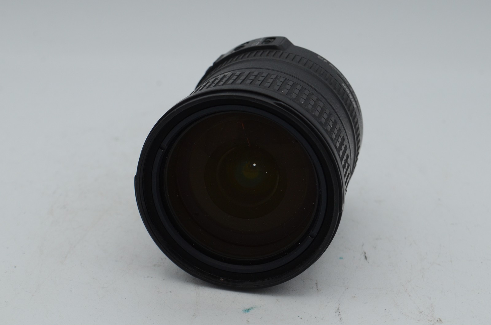 Nikon AFS DX Nikkor 18200mm f3556 G ED IF VR Autofocus APSC Lens Black G2U