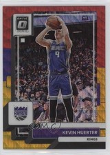 2022-23 Panini Donruss Optic Red & Gold Wave Prizm 44/99 Kevin Huerter #135 7k7