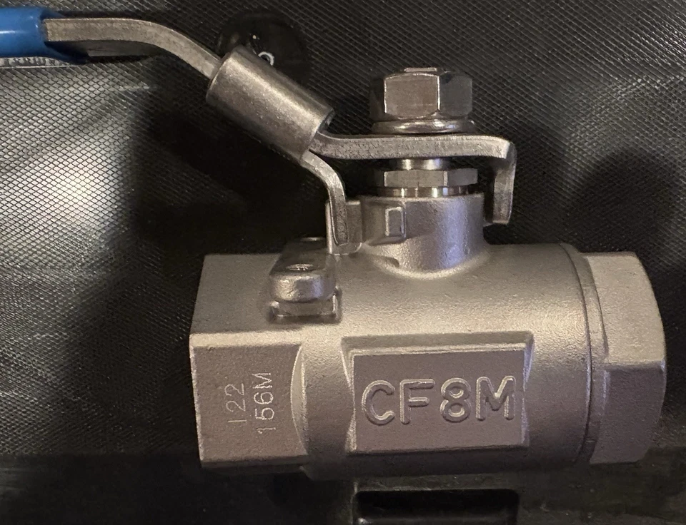 Jamesbury Series 100 1” SS Ball valve 122 156M CF8M 2000 WOG - Image 2 of 4