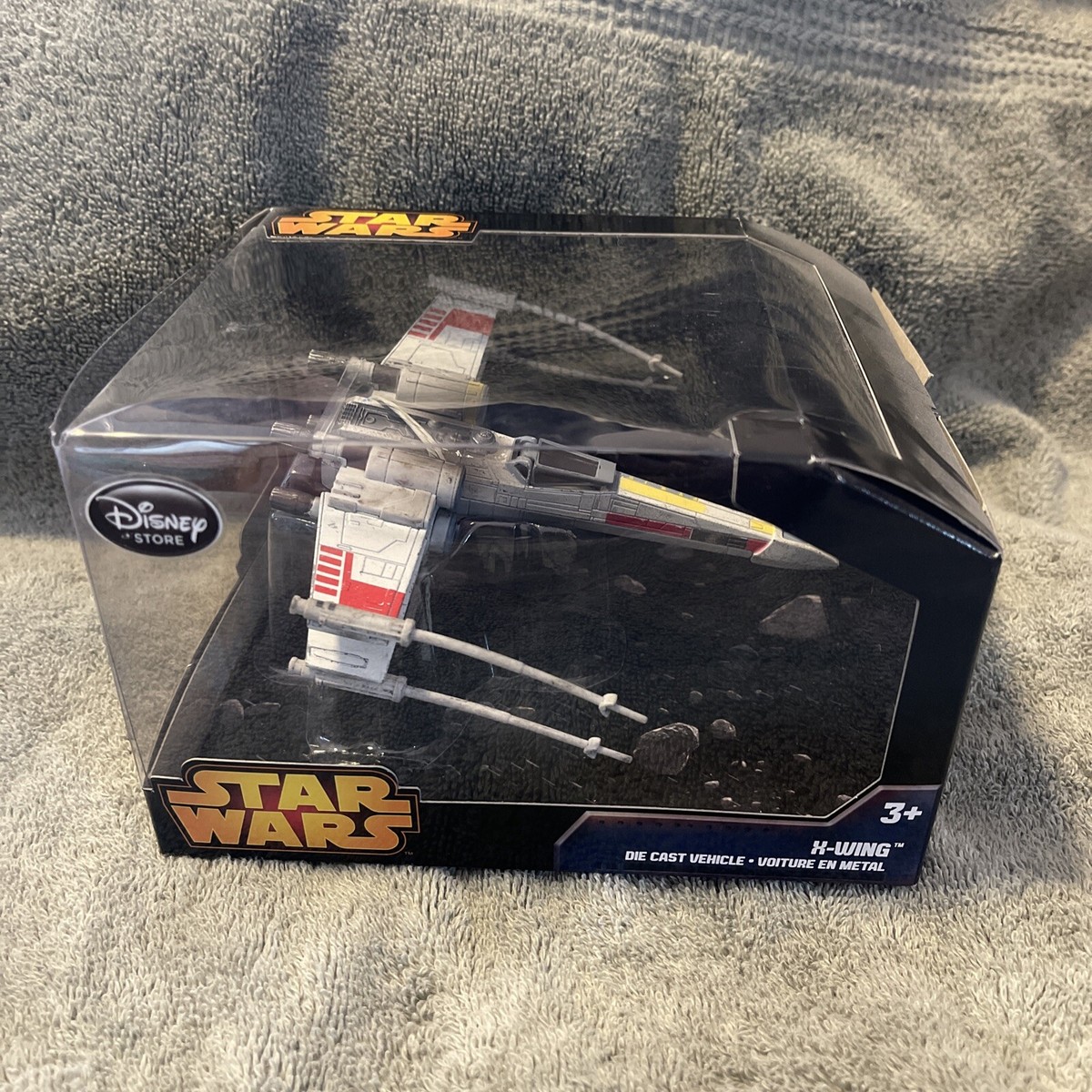 Star Wars X-Wig Die Cast Disney Store NIB 2014 Spaceship Luke