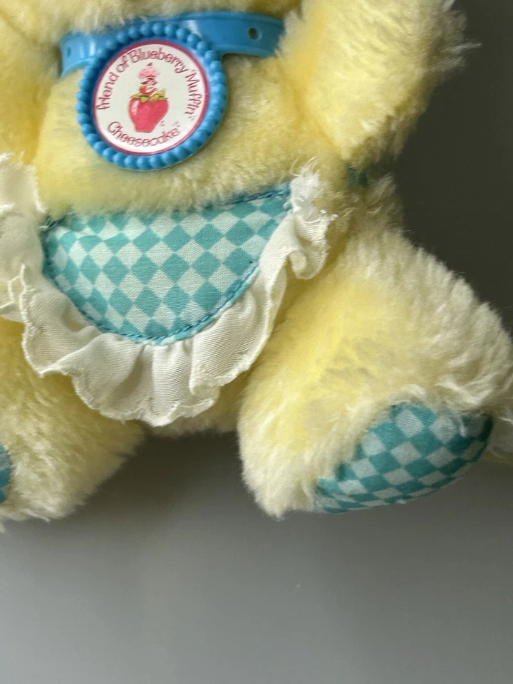 Ratón de peluche Strawberry Shortcake pequeño 6" Cheesecake collar RARO de colección 1983 Foto 3 de 4