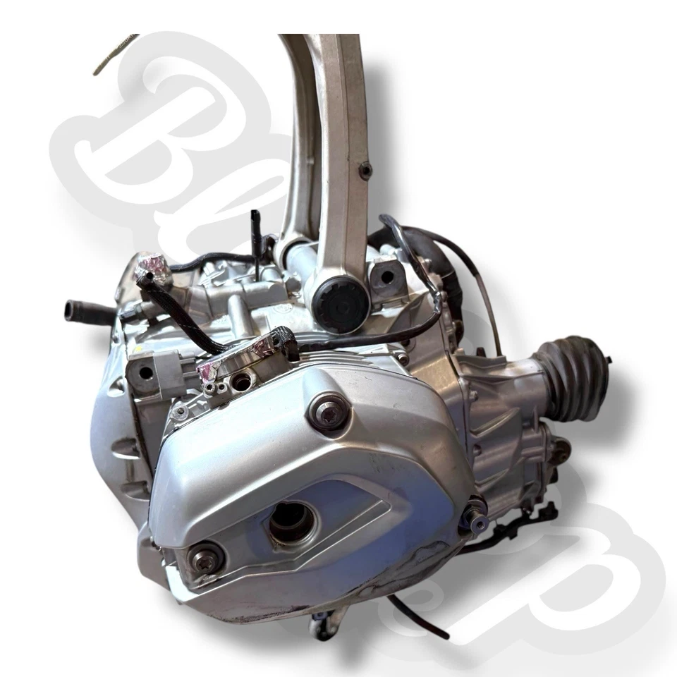 2018 14-18 BMW R1200 R1200RT OEM Engine Motor Runs 45K Miles - Image 2 of 4