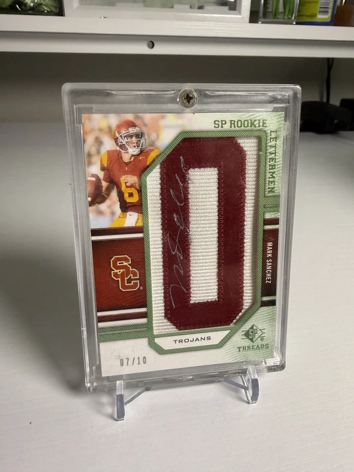 Mark Sanchez 2009 SP Threads Rookie Letterman Patch Rookie Auto SP /10 - Image 2 of 4