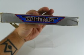 Gradius Konami NES USA Game CIB Complete non Hangtab Box Manual Sleeve Cartridge